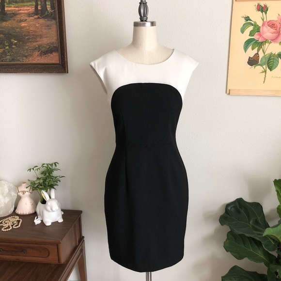 Calvin Klein Dresses & Skirts - Calvin Klein Color Block Sheath Dress